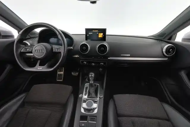 Harmaa Viistoperä, Audi A3 – KUN-953