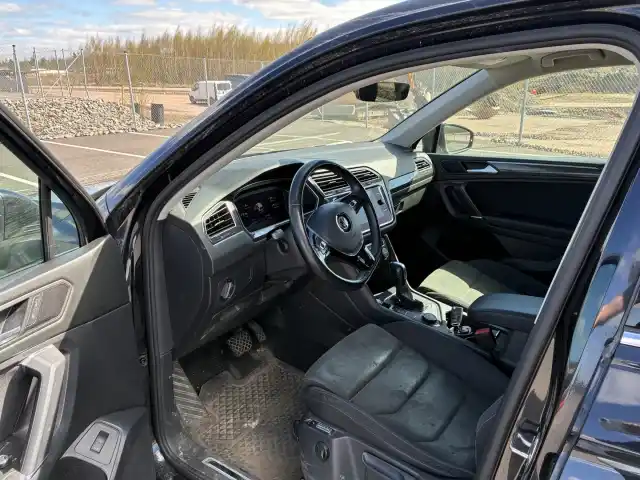 Musta Farmari, Volkswagen TIGUAN ALLSPACE – KUP-820