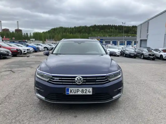 Sininen Farmari, Volkswagen Passat – KUP-824