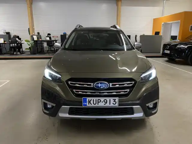 Vihreä Farmari, Subaru Outback – KUP-913