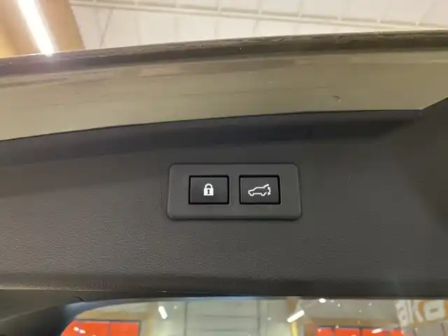 Vihreä Farmari, Subaru Outback – KUP-913