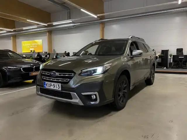 Vihreä Farmari, Subaru Outback – KUP-913