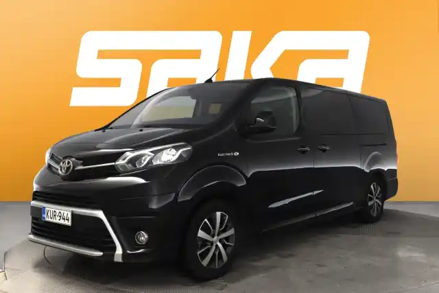 Musta Tila-auto, Toyota Proace Verso EV – KUR-944