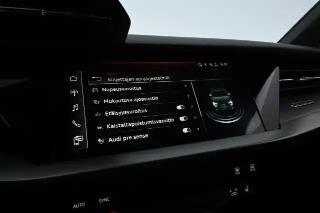 Valkoinen Viistoperä, Audi A3 – KUS-457