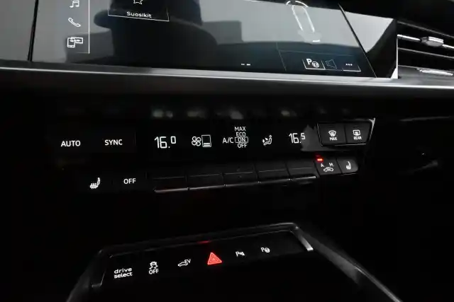 Valkoinen Viistoperä, Audi A3 – KUS-457