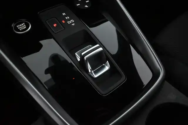 Valkoinen Viistoperä, Audi A3 – KUS-457