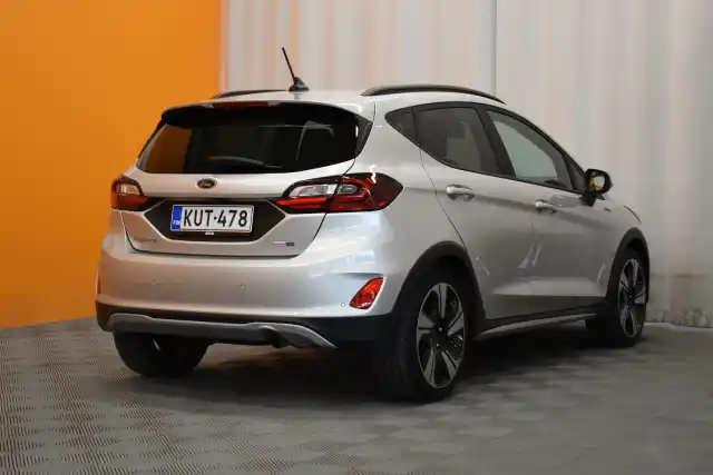 Harmaa Viistoperä, Ford Fiesta – KUT-478