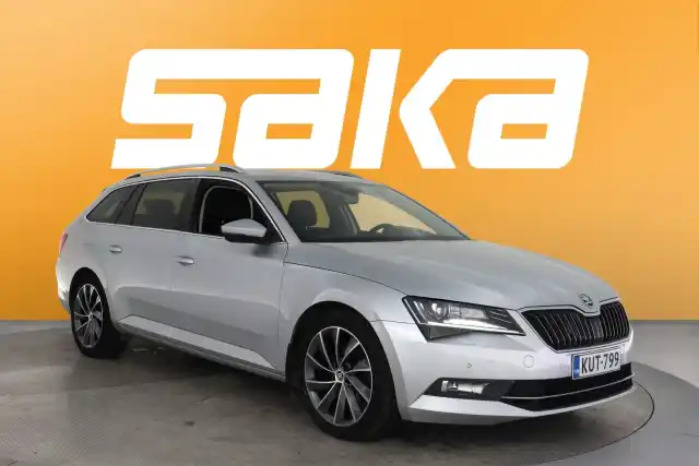 Harmaa Farmari, Skoda Superb – KUT-799