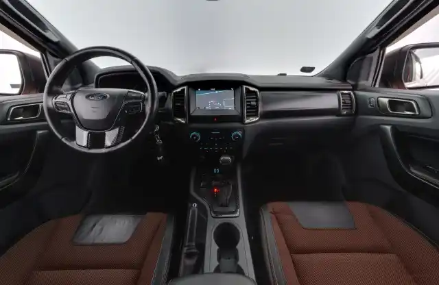 Punainen Avolava, Ford Ranger – KUX-862