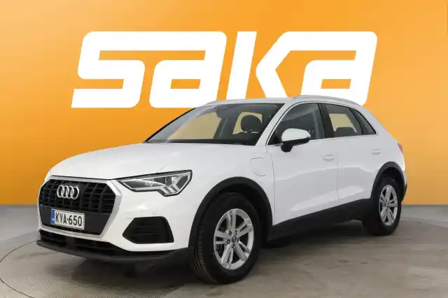 Valkoinen Maastoauto, Audi Q3 – KVA-650