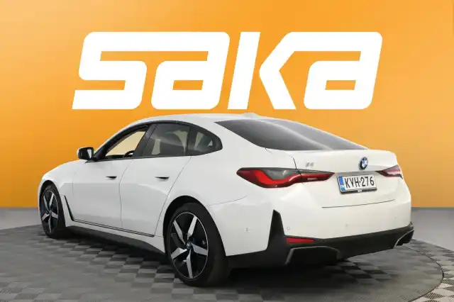 Valkoinen Sedan, BMW i4 – KVH-276
