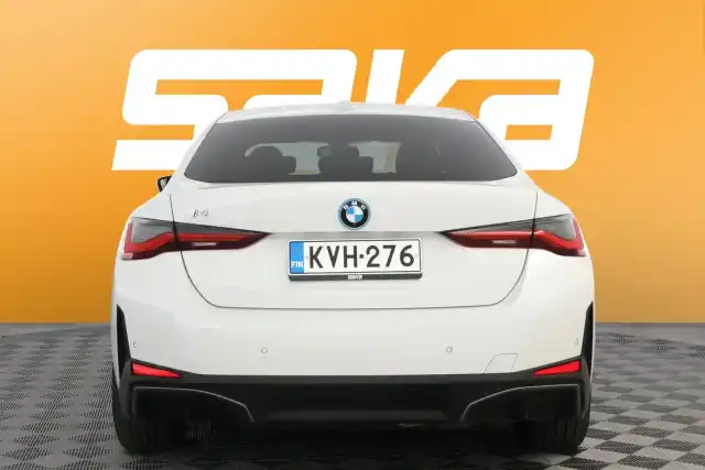 Valkoinen Sedan, BMW i4 – KVH-276
