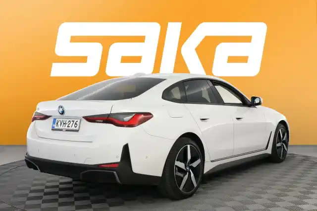Valkoinen Sedan, BMW i4 – KVH-276