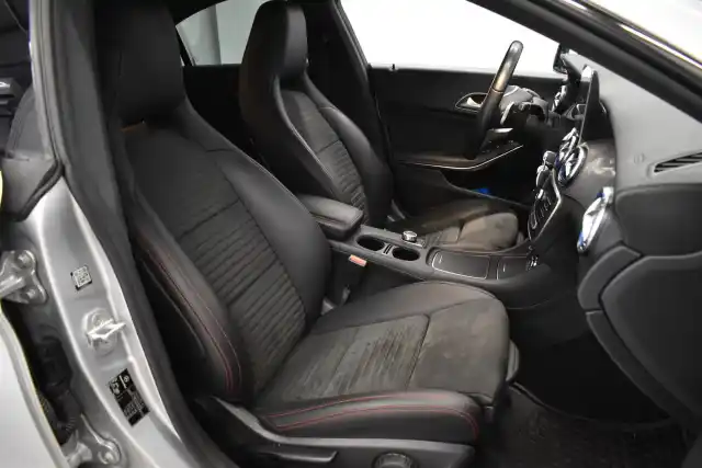 Hopea Coupe, Mercedes-Benz CLA – KVH-458