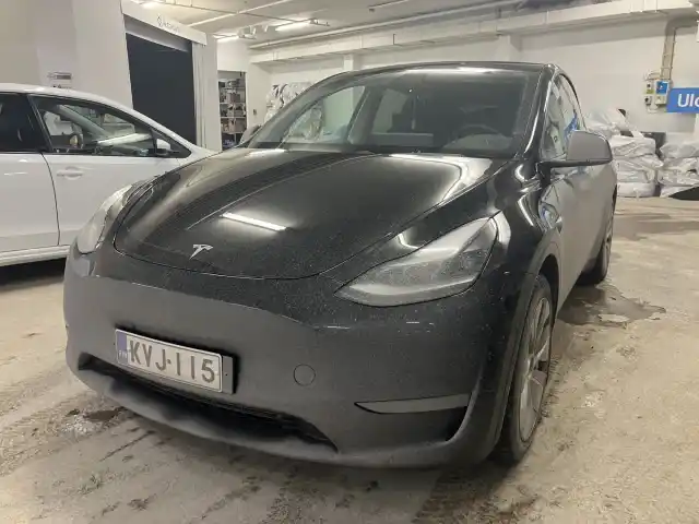 Musta Maastoauto, Tesla Model Y – KVJ-115