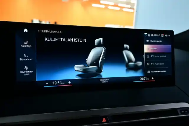 Sininen Maastoauto, BMW iX – KVJ-964