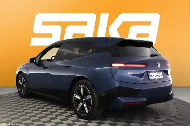 Sininen Maastoauto, BMW iX – KVJ-964