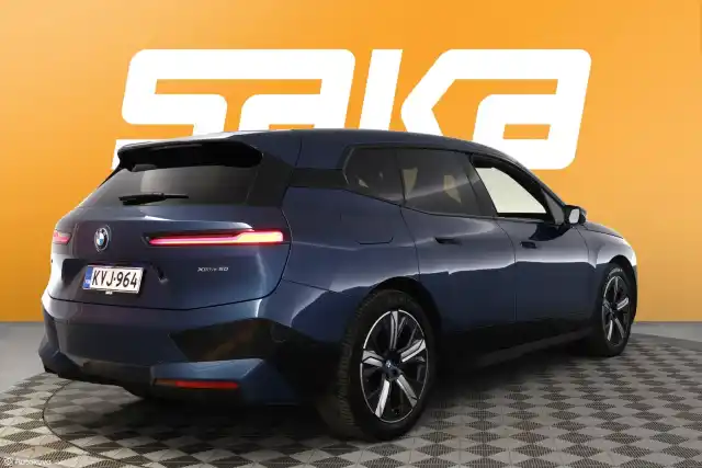 Sininen Maastoauto, BMW iX – KVJ-964