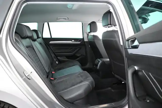 Ruskea Farmari, Volkswagen Passat – KVM-291