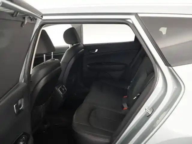 Harmaa Farmari, Kia Optima – KVM-357