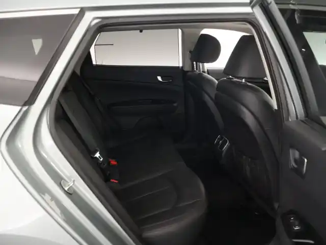 Harmaa Farmari, Kia Optima – KVM-357