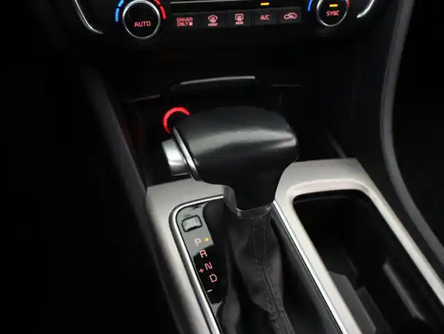 Harmaa Farmari, Kia Optima – KVM-357