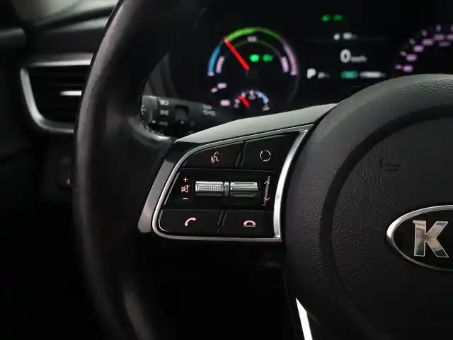 Harmaa Farmari, Kia Optima – KVM-357