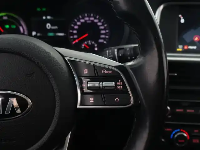 Harmaa Farmari, Kia Optima – KVM-357