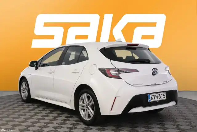 Valkoinen Viistoperä, Toyota Corolla – KVM-375