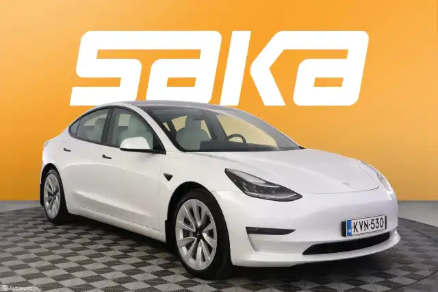 Valkoinen Sedan, Tesla Model 3 – KVN-530
