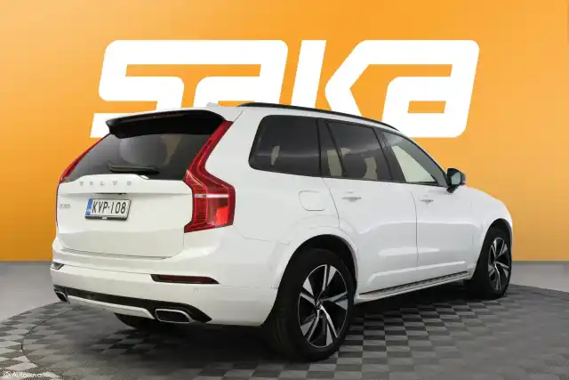 Valkoinen Maastoauto, Volvo XC90 – KVP-108