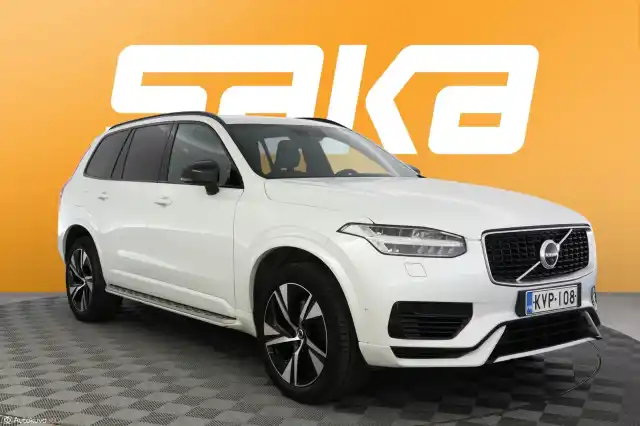 Valkoinen Maastoauto, Volvo XC90 – KVP-108