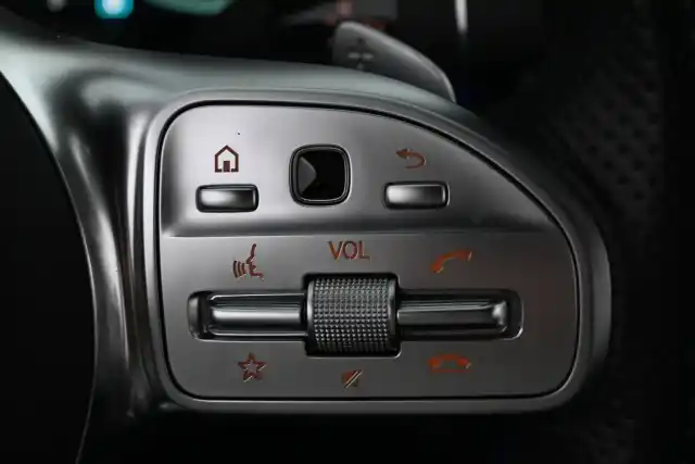 Musta Farmari, Mercedes-Benz C – KVR-316