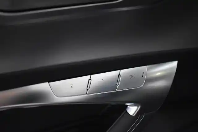 Sininen Viistoperä, Audi A7 – KVS-512