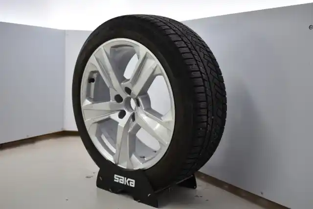 Sininen Viistoperä, Audi A7 – KVS-512