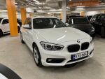 Valkoinen Viistoperä, BMW 120 – KVU-964, kuva 1