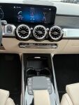 Musta Maastoauto, Mercedes-Benz EQB – KXH-254, kuva 11
