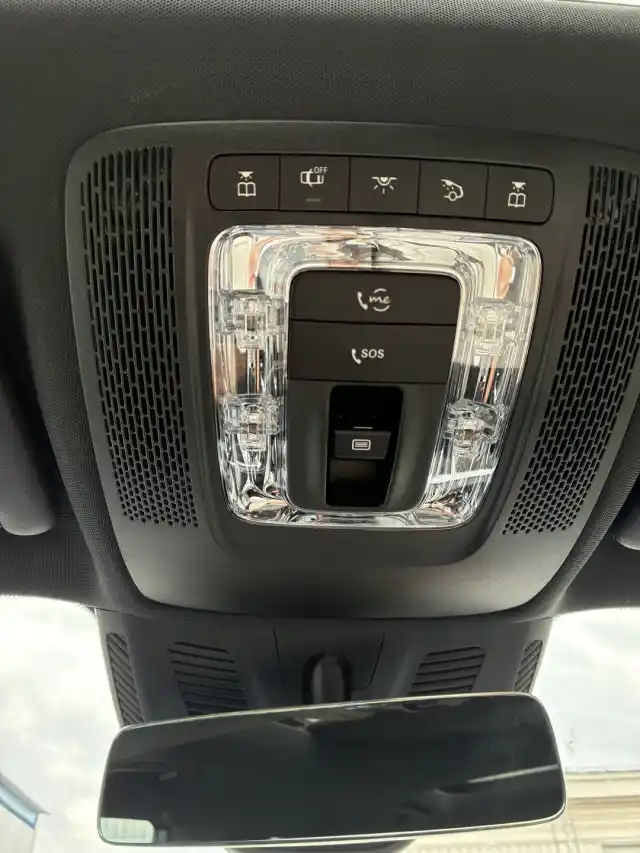 Musta Maastoauto, Mercedes-Benz EQB – KXH-254