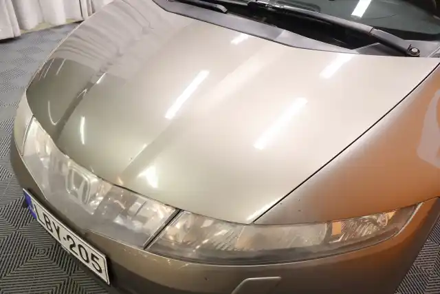 Harmaa Viistoperä, Honda Civic – LBY-205