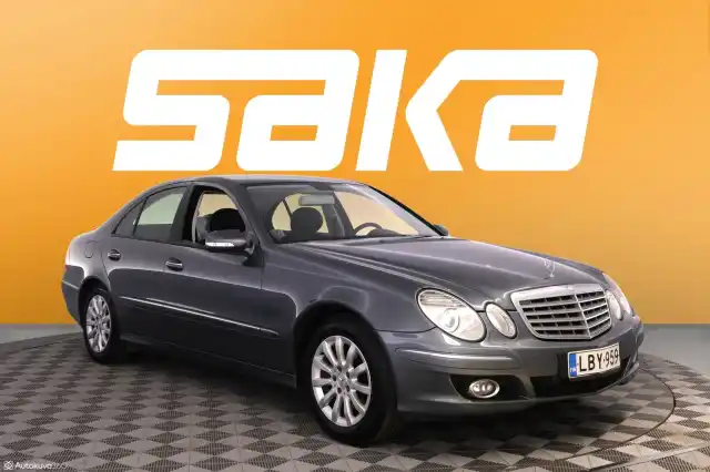 Harmaa Sedan, Mercedes-Benz E – LBY-959