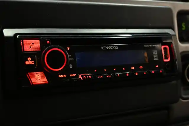 Sininen Pakettiauto, Toyota Hiace – LCZ-552