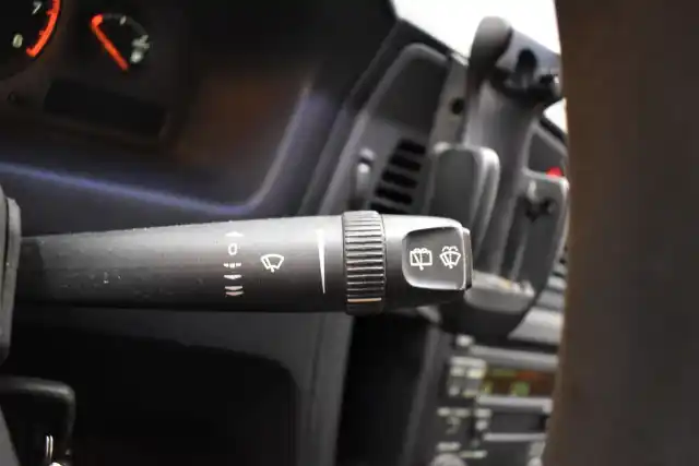 Sininen Farmari, Volvo V70 – LEF-286