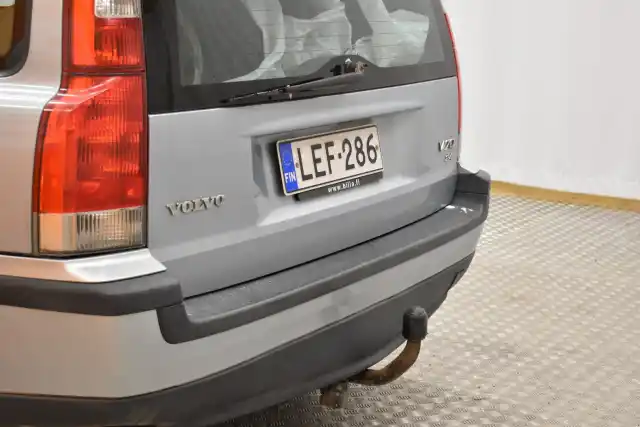 Sininen Farmari, Volvo V70 – LEF-286