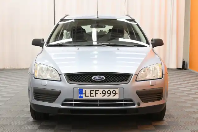 Sininen Farmari, Ford Focus – LEF-999