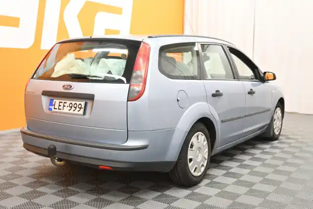 Sininen Farmari, Ford Focus – LEF-999