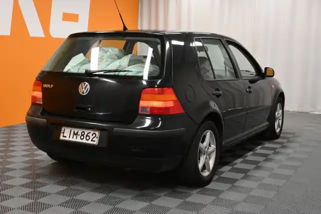 Musta Viistoperä, Volkswagen Golf – LIM-862