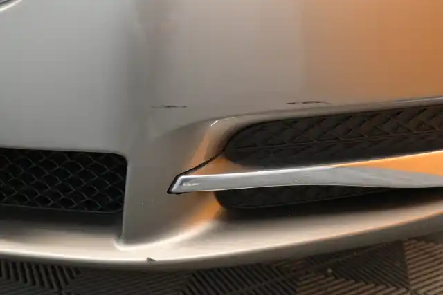 Harmaa Sedan, Jaguar XF – LJZ-991