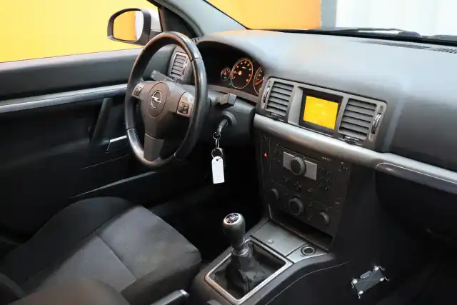 Ruskea (beige) Farmari, Opel Vectra – LKY-411