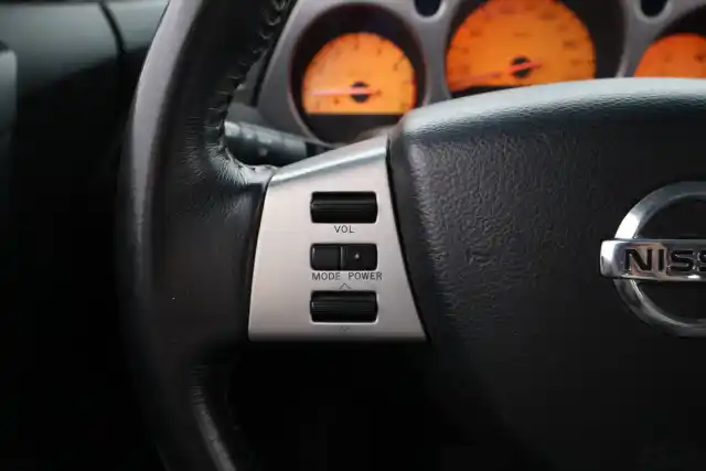 Musta Maastoauto, Nissan Murano – LKY-857