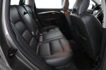 Harmaa Farmari, Volvo V70 – LLK-294, kuva 13